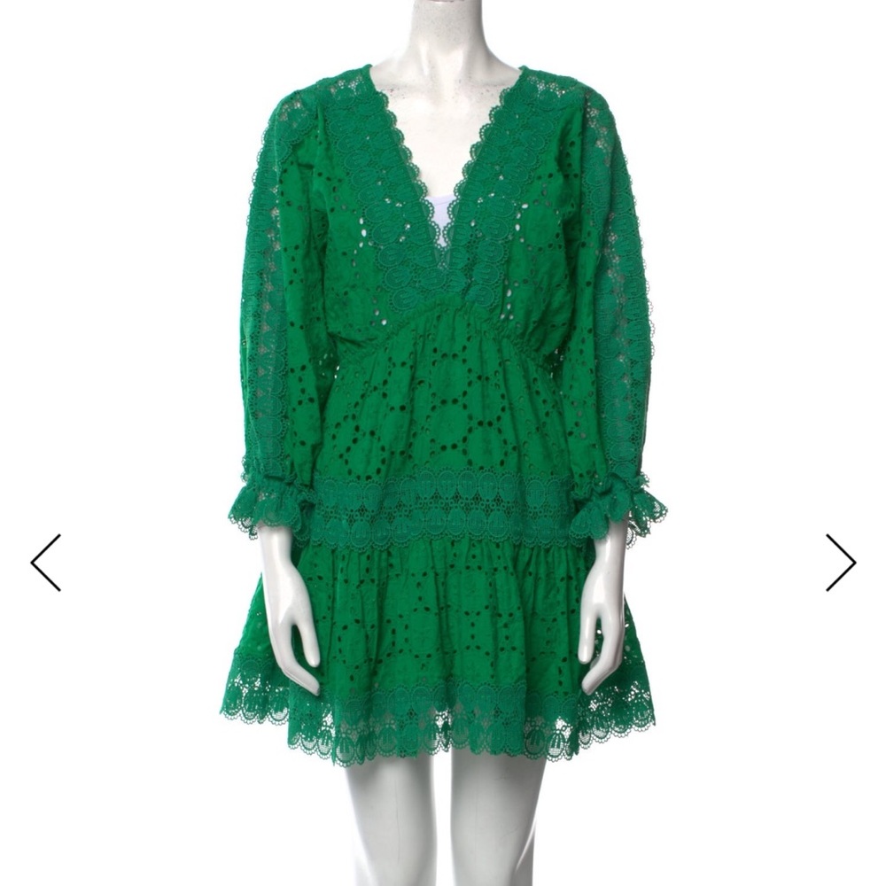 WAIMARI Green Lace Pattern Mini Dress